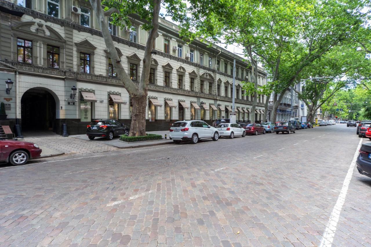 Apartment Center Of Odessa Exterior photo